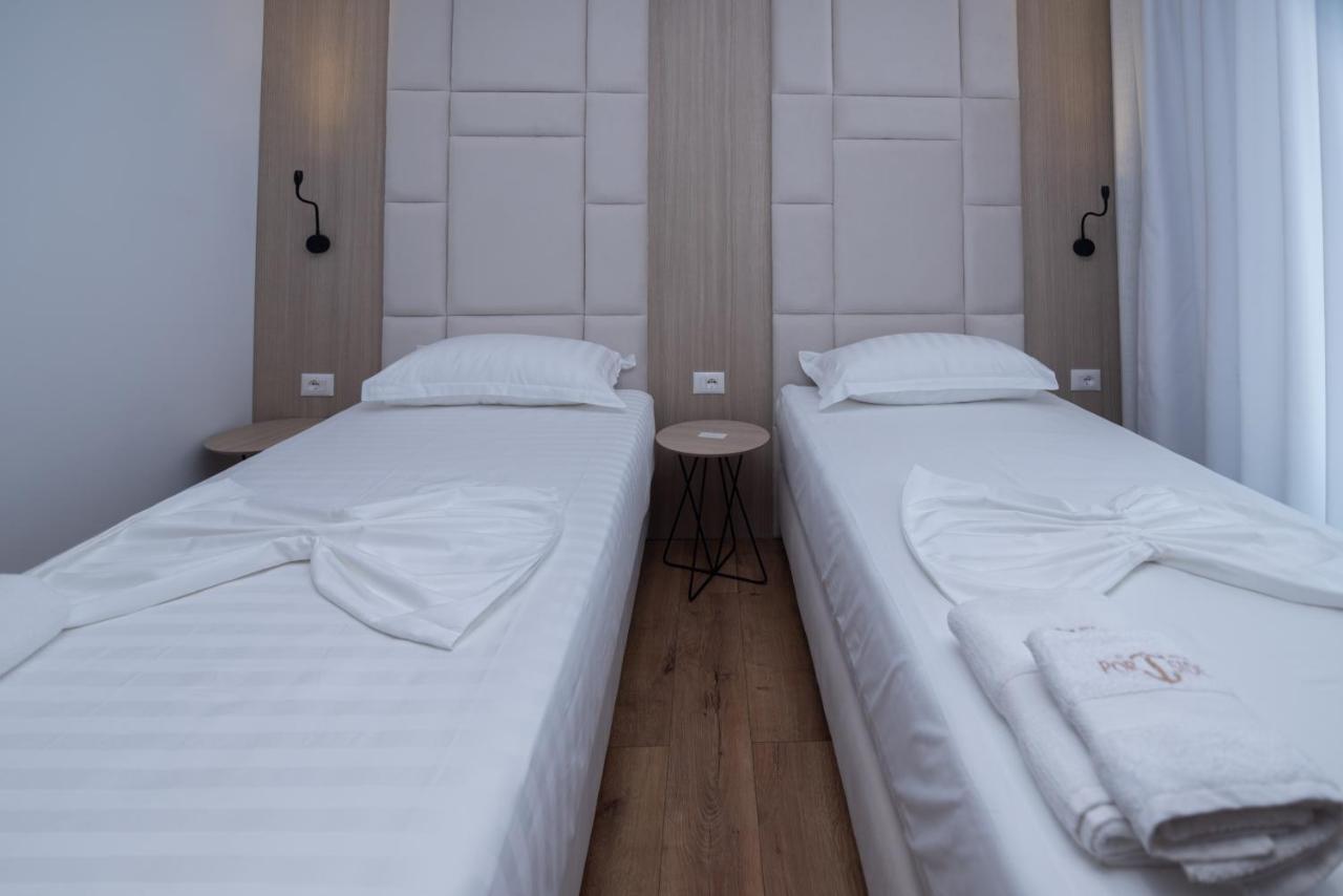 Hotel Portside Gf Vlora Kültér fotó
