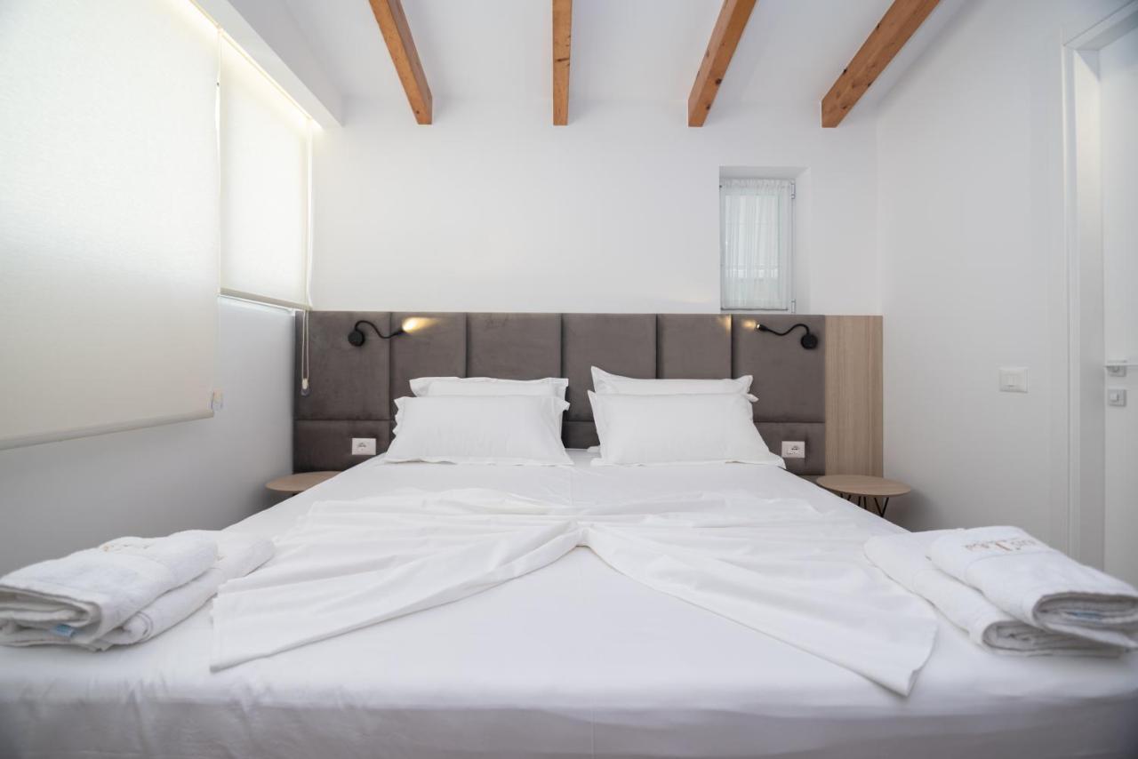 Hotel Portside Gf Vlora Kültér fotó