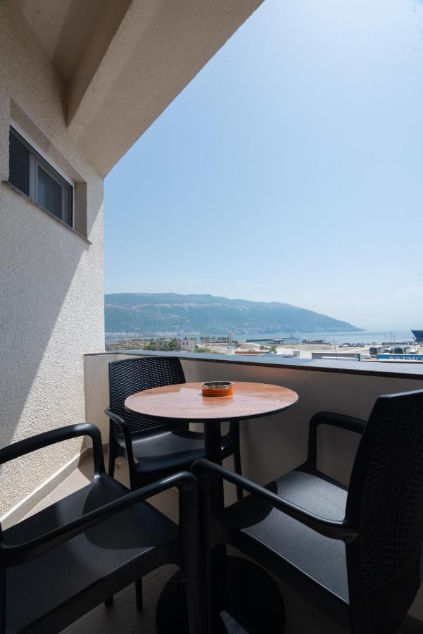 Hotel Portside Gf Vlora Kültér fotó