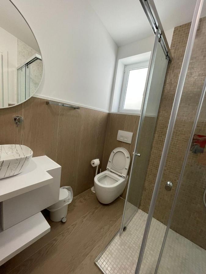 Hotel Portside Gf Vlora Kültér fotó
