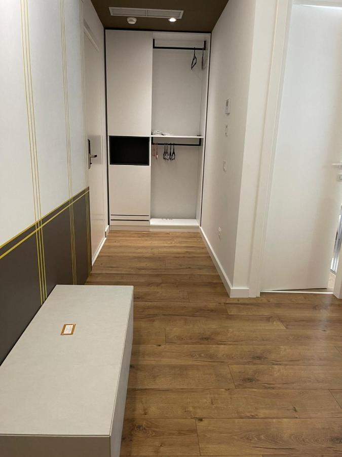 Hotel Portside Gf Vlora Kültér fotó