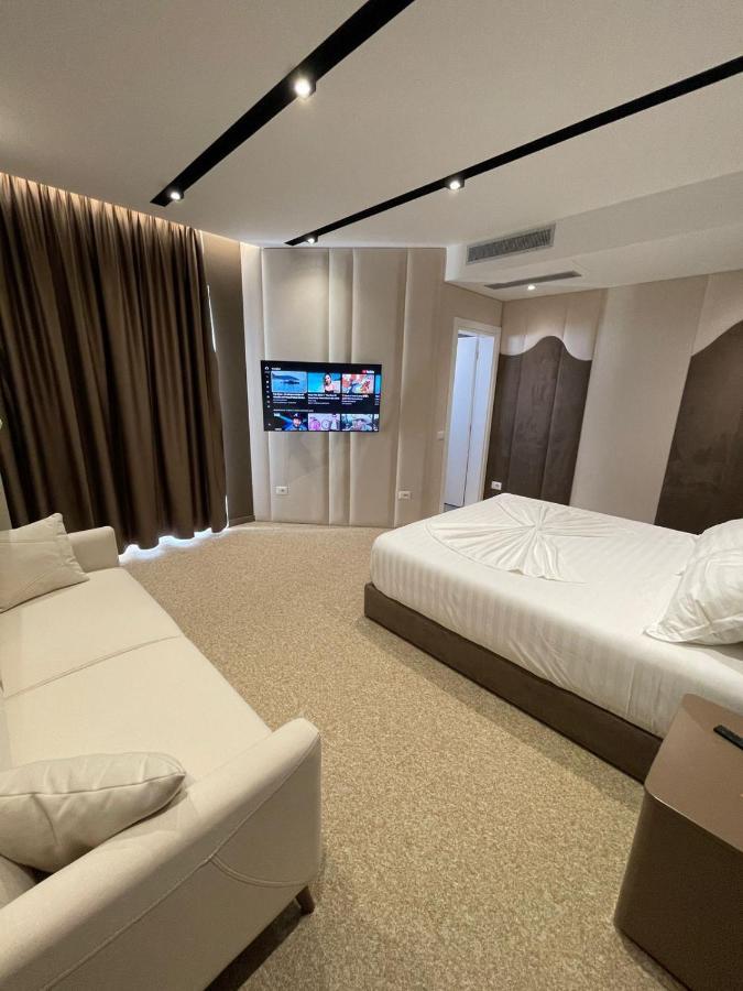 Hotel Portside Gf Vlora Kültér fotó
