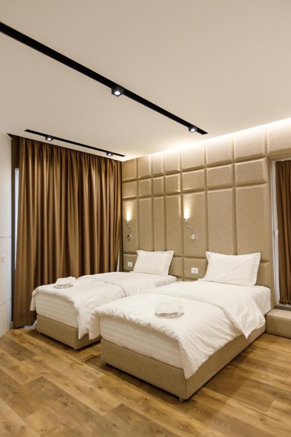 Hotel Portside Gf Vlora Kültér fotó